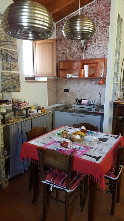 La Torretta - Cerreto Grue Bed & Breakfast Sarezzano ภายนอก รูปภาพ