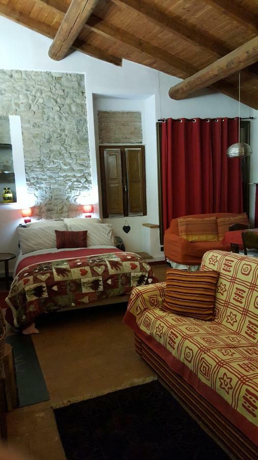 La Torretta - Cerreto Grue Bed & Breakfast Sarezzano ภายนอก รูปภาพ